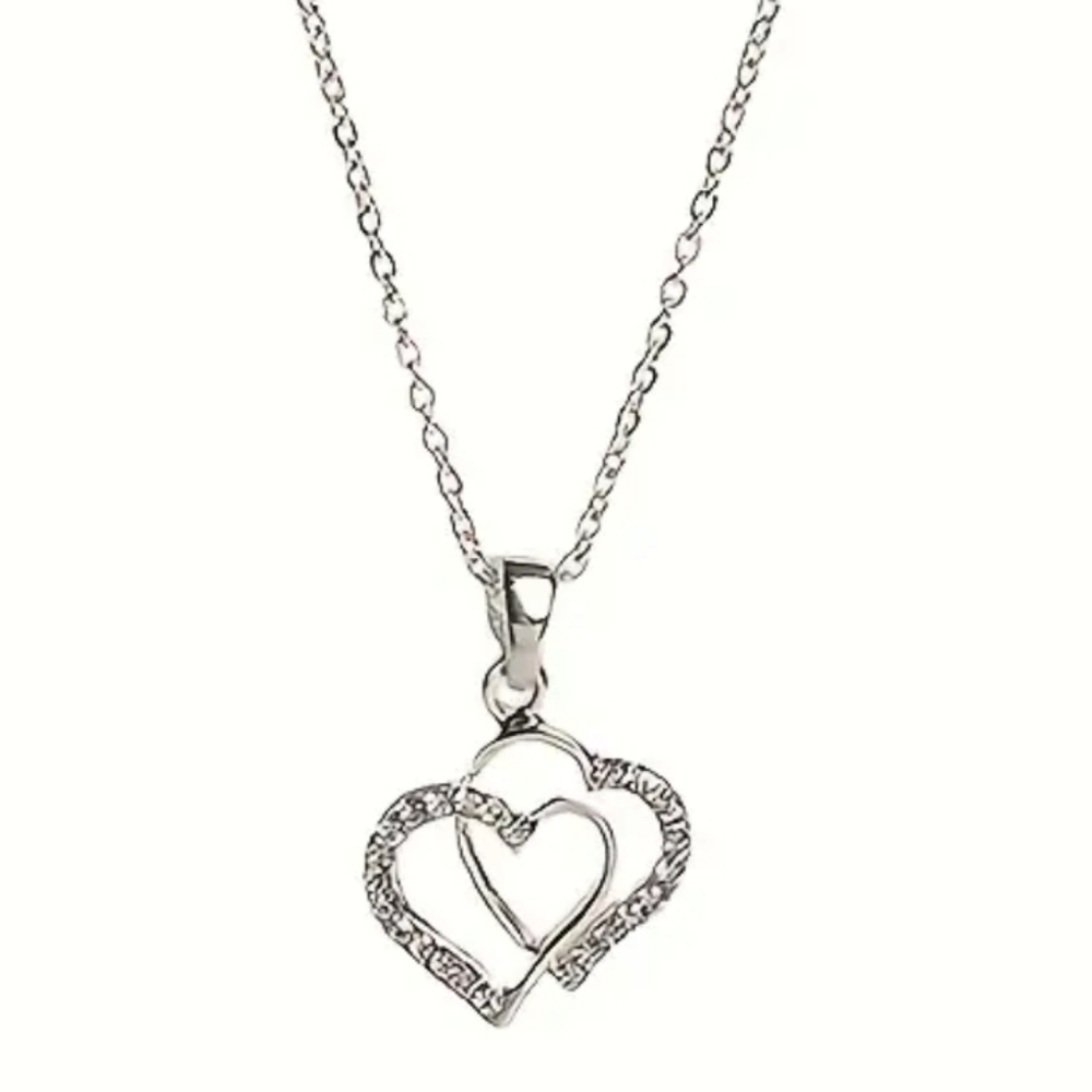 Elegant Silver Heart Pendant Necklace NEW
